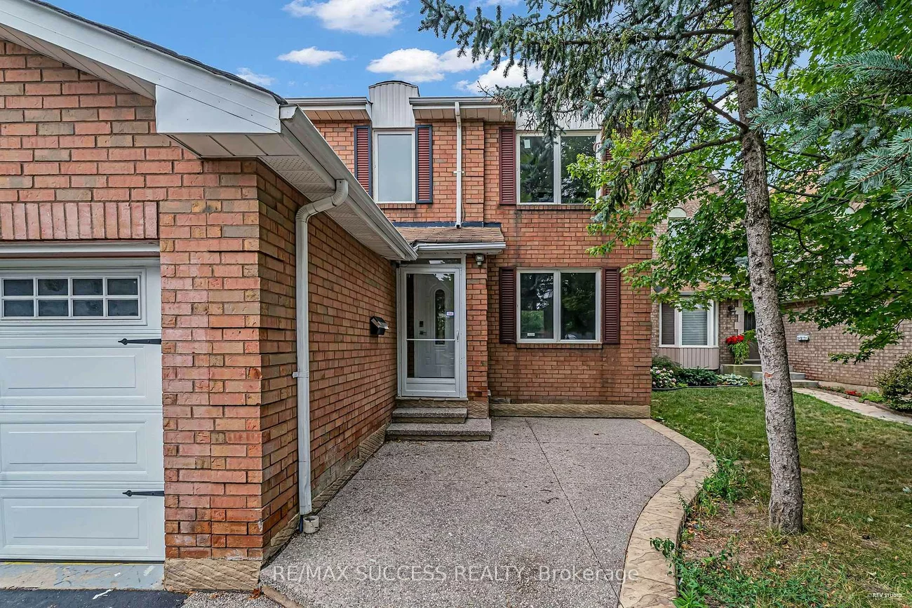 3224, Turnstone, Erin Mills, Mississauga