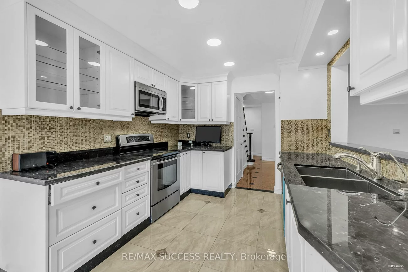 3224, Turnstone, Erin Mills, Mississauga