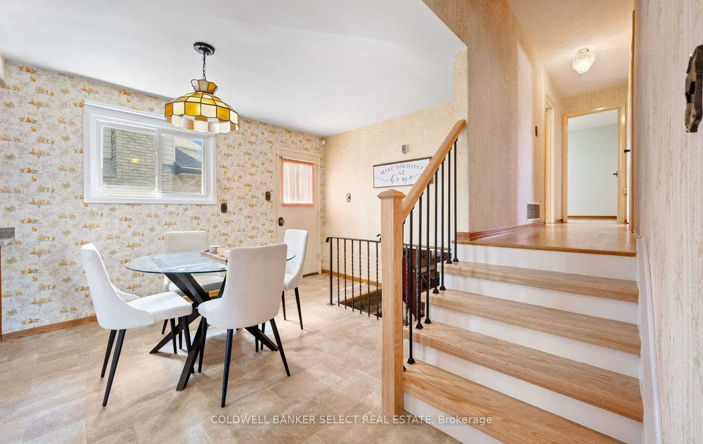 3883, Brandon Gate, Malton, Mississauga