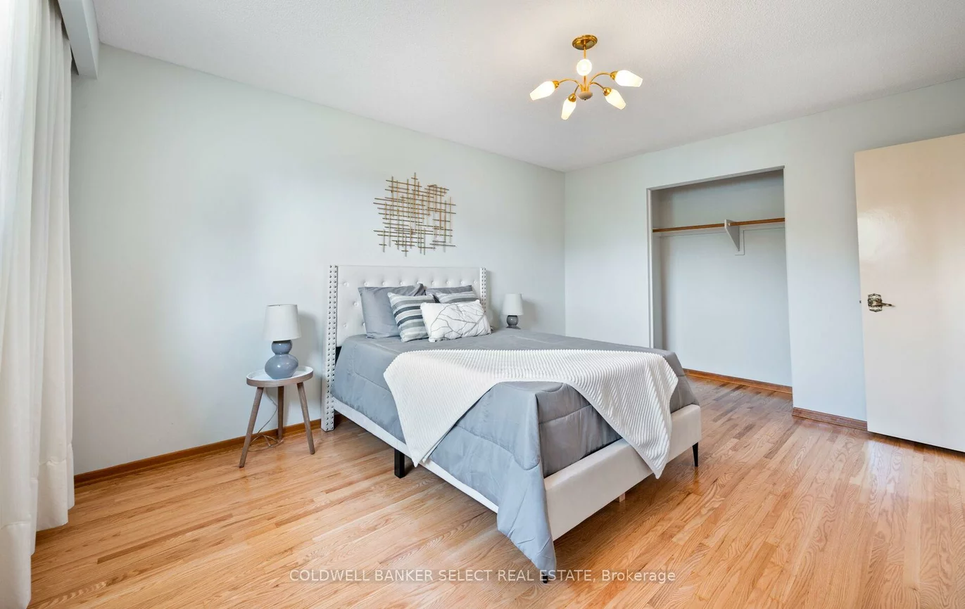 3883, Brandon Gate, Malton, Mississauga