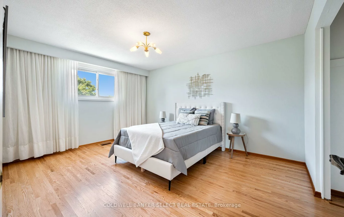 3883, Brandon Gate, Malton, Mississauga