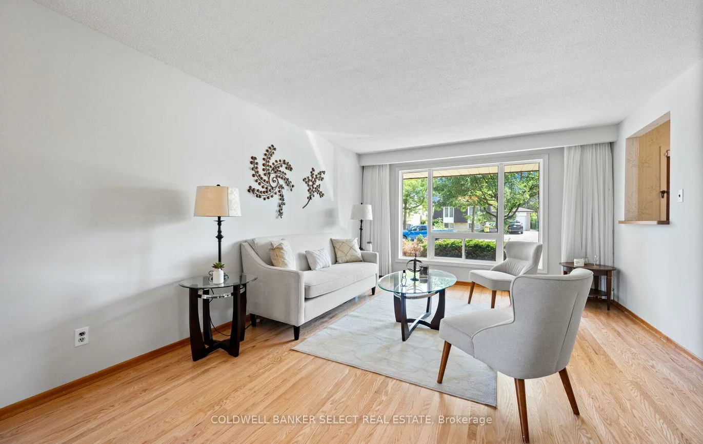 3883, Brandon Gate, Malton, Mississauga