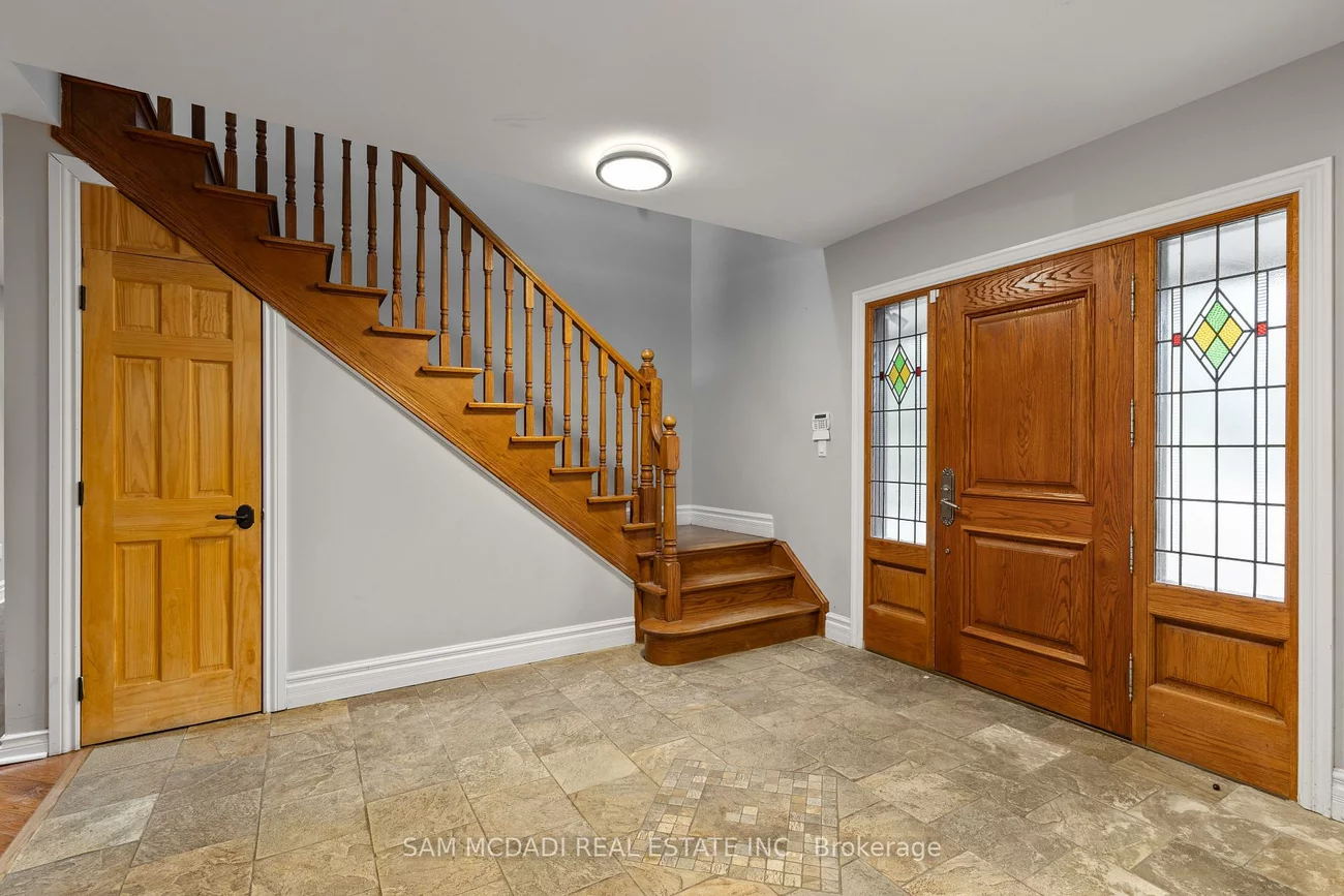 690, Meadow Wood, Clarkson, Mississauga