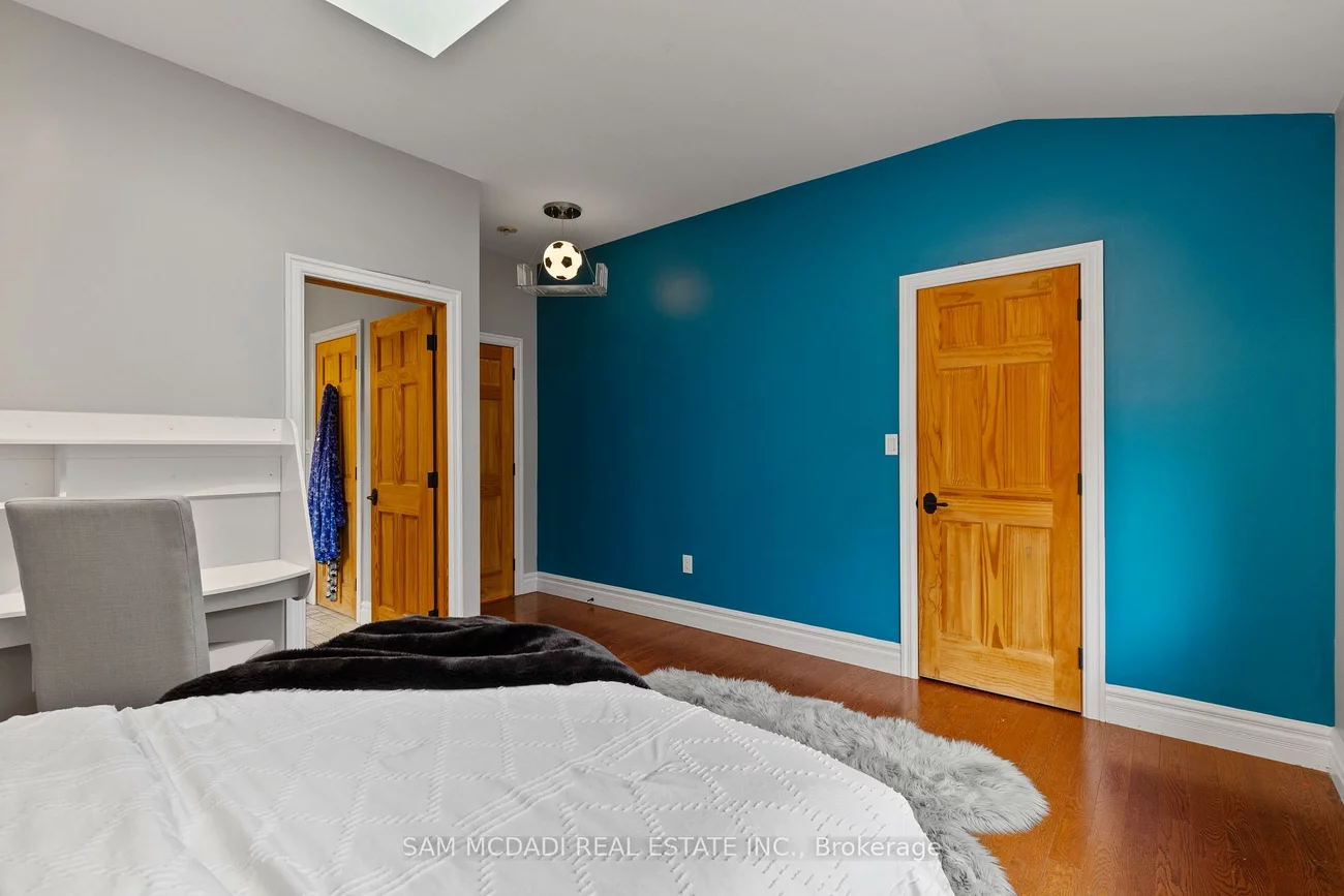 690, Meadow Wood, Clarkson, Mississauga
