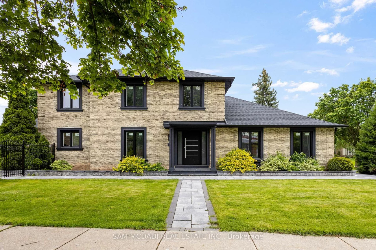 2535, Robin, Sheridan, Mississauga