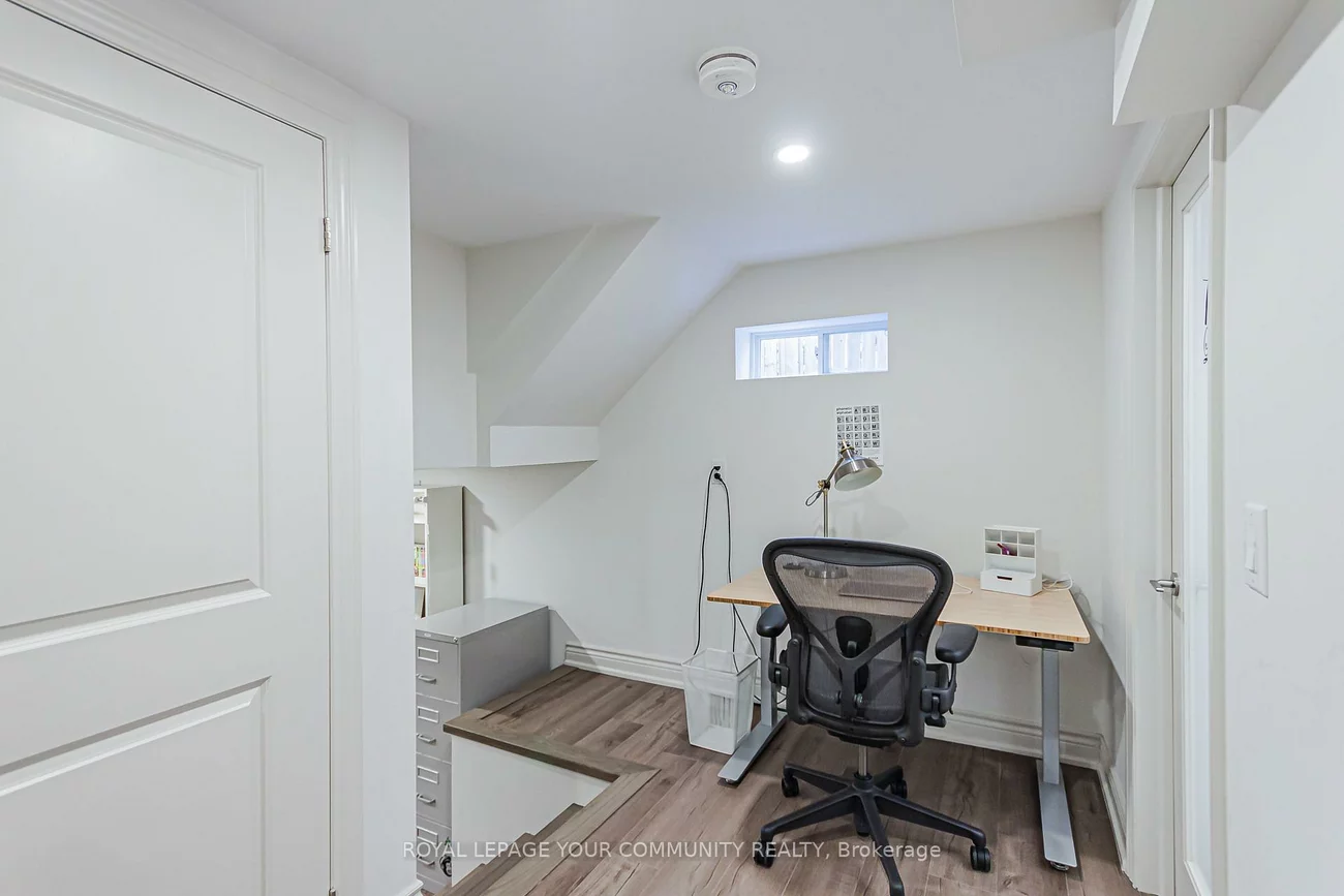 2903, Salerno, Meadowvale, Mississauga