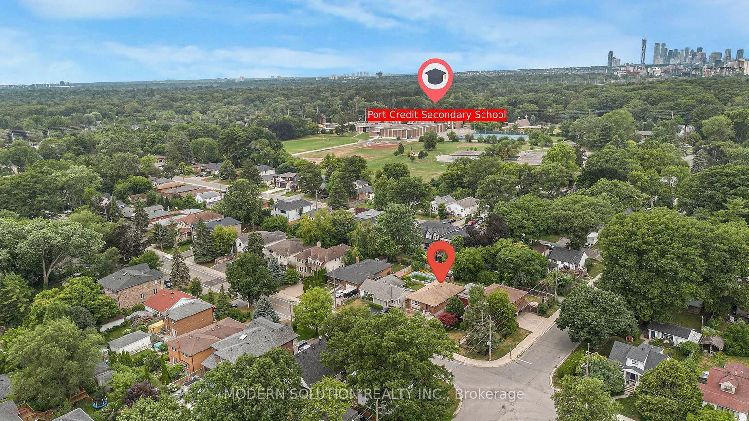 177, Eaglewood, Mineola, Mississauga