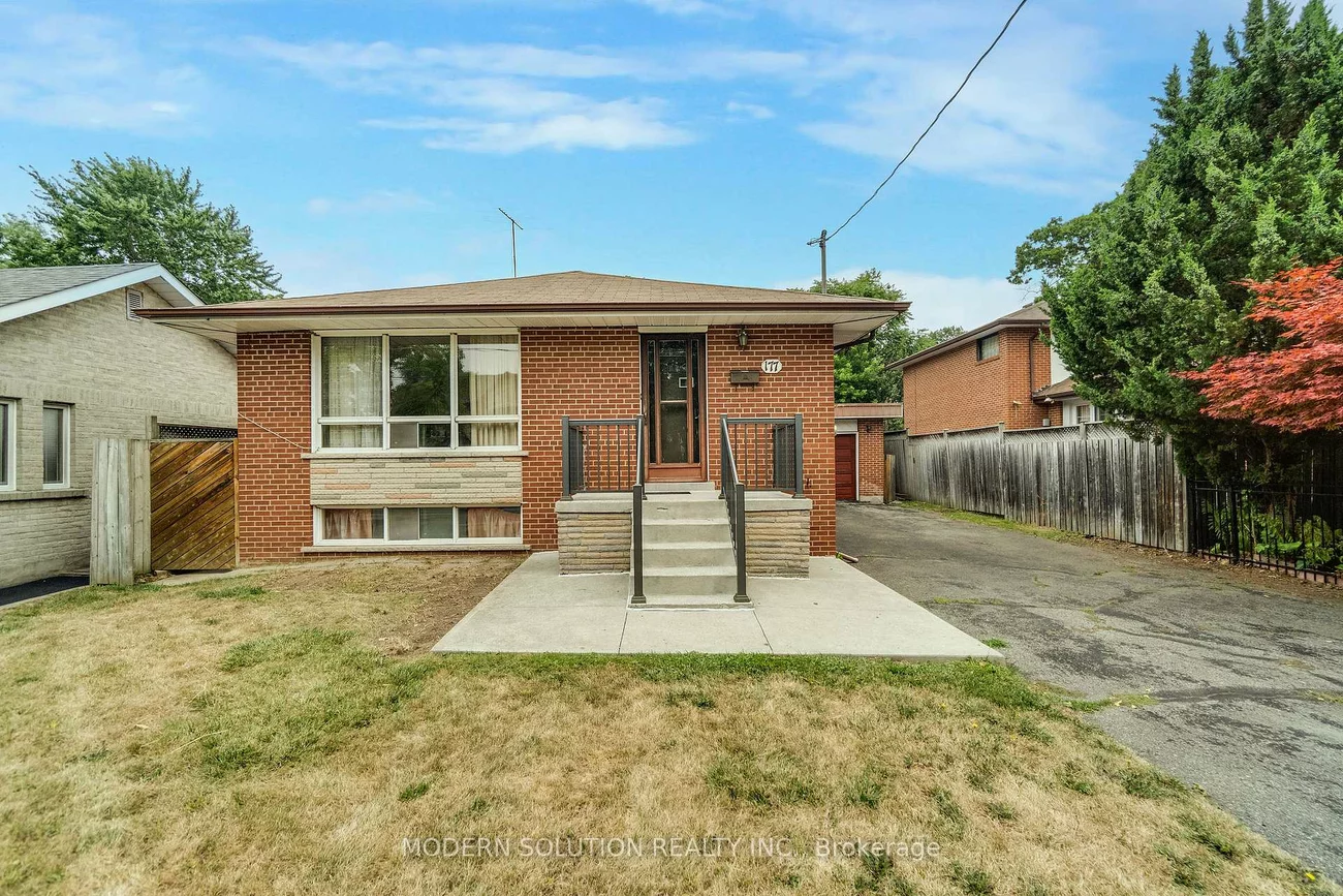 177, Eaglewood, Mineola, Mississauga