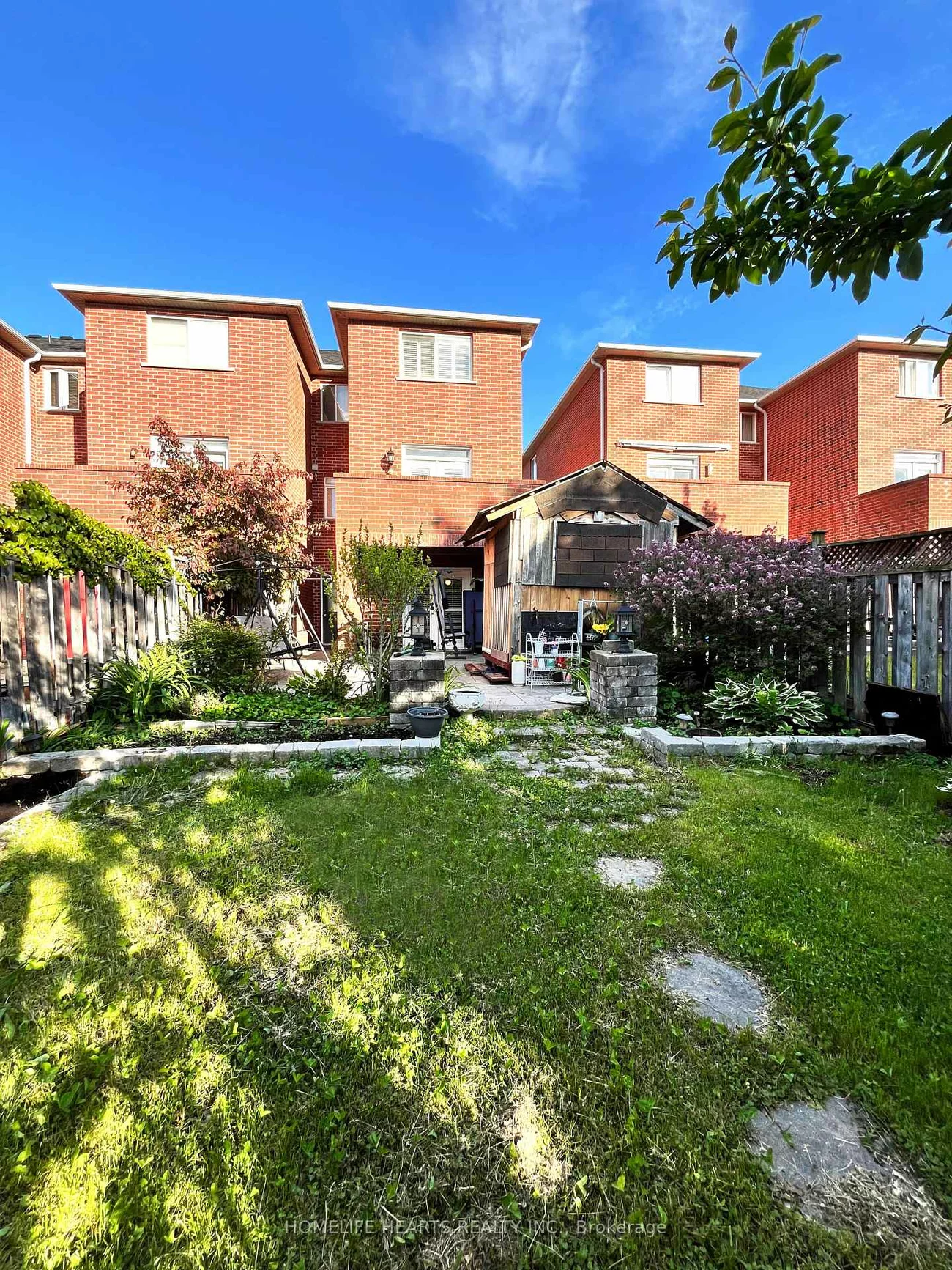 516, Lumberton, Hurontario, Mississauga
