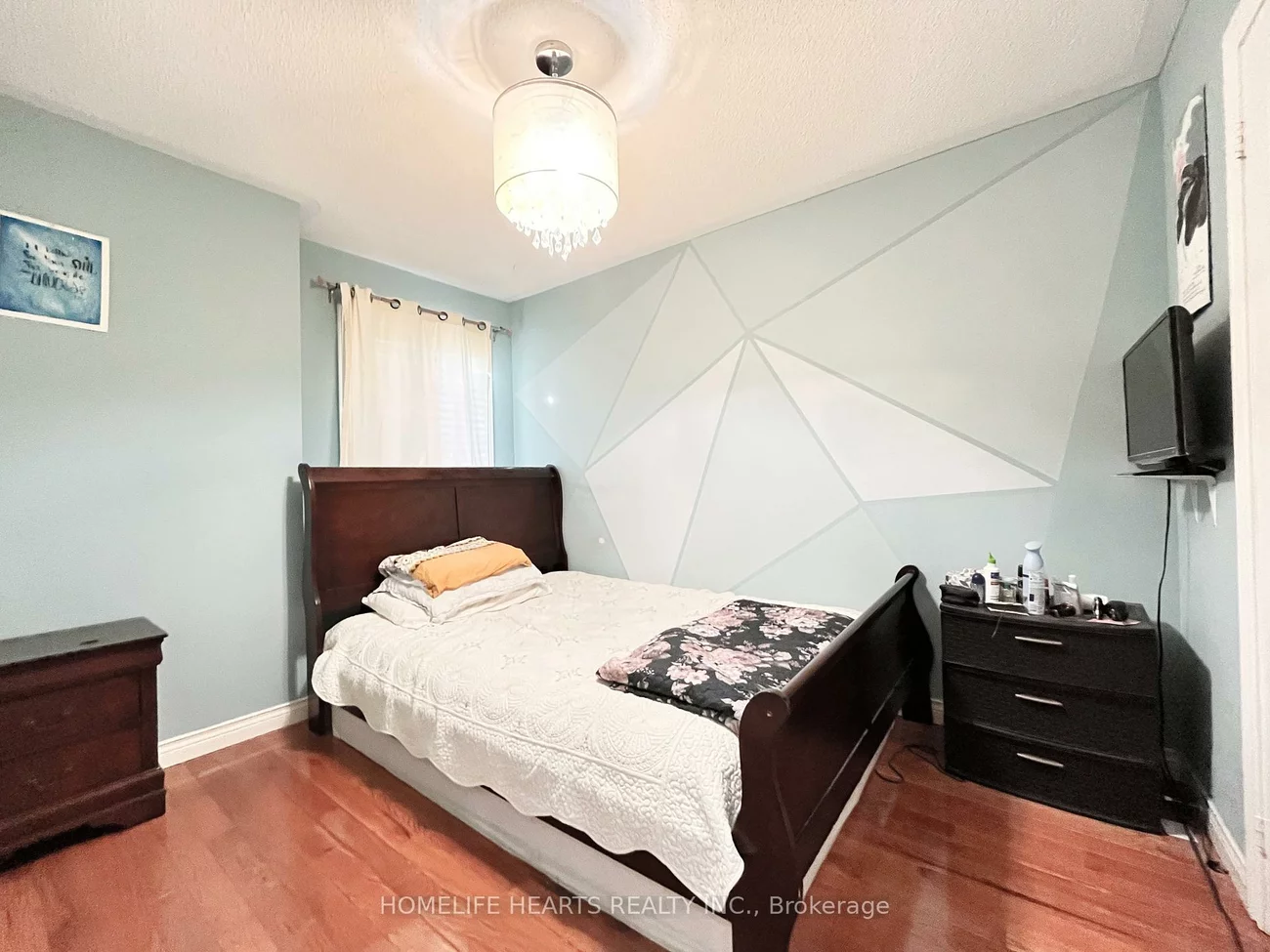 516, Lumberton, Hurontario, Mississauga