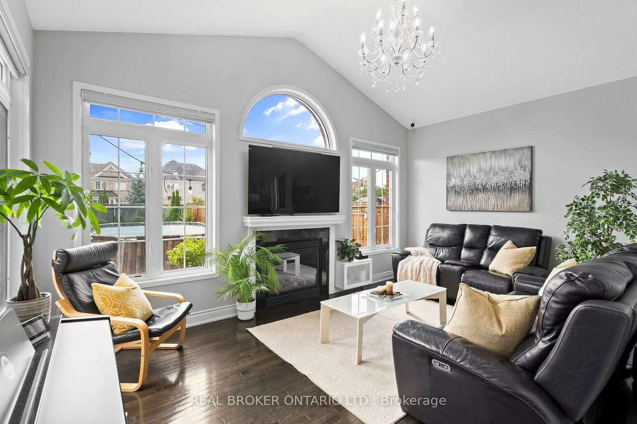 3450, Trilogy, Churchill Meadows, Mississauga