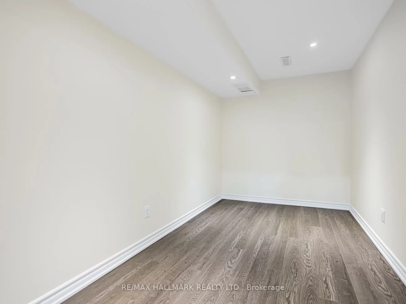 6630, Blackheath, Meadowvale Village, Mississauga