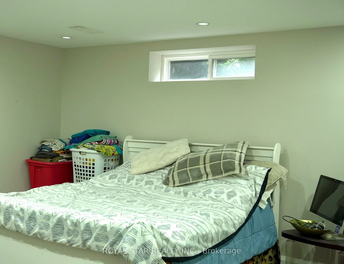 27, Matlock, Streetsville, Mississauga