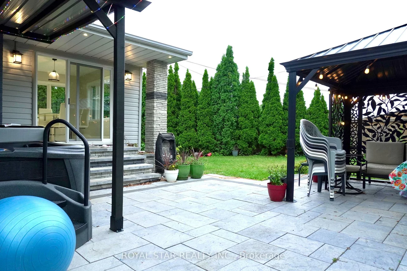 27, Matlock, Streetsville, Mississauga