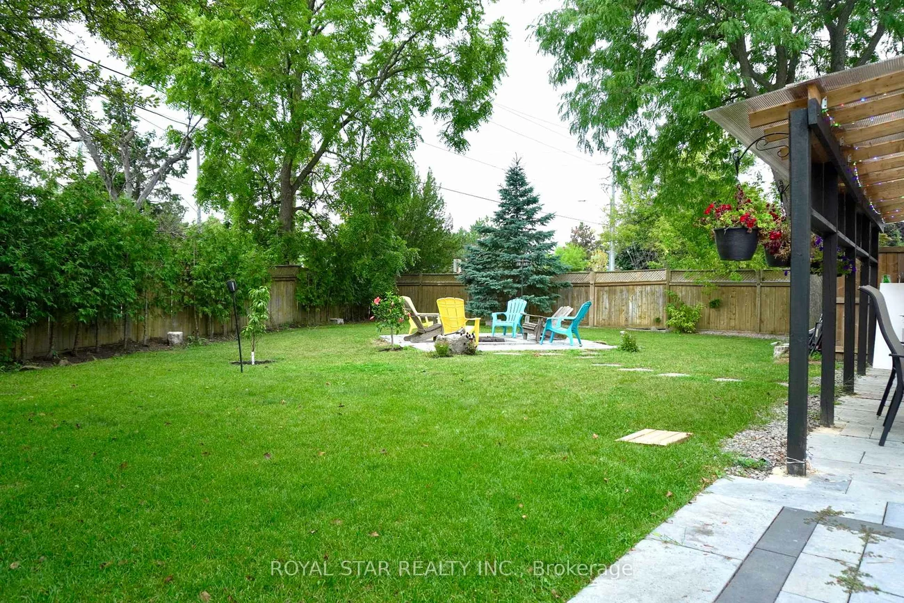 27, Matlock, Streetsville, Mississauga