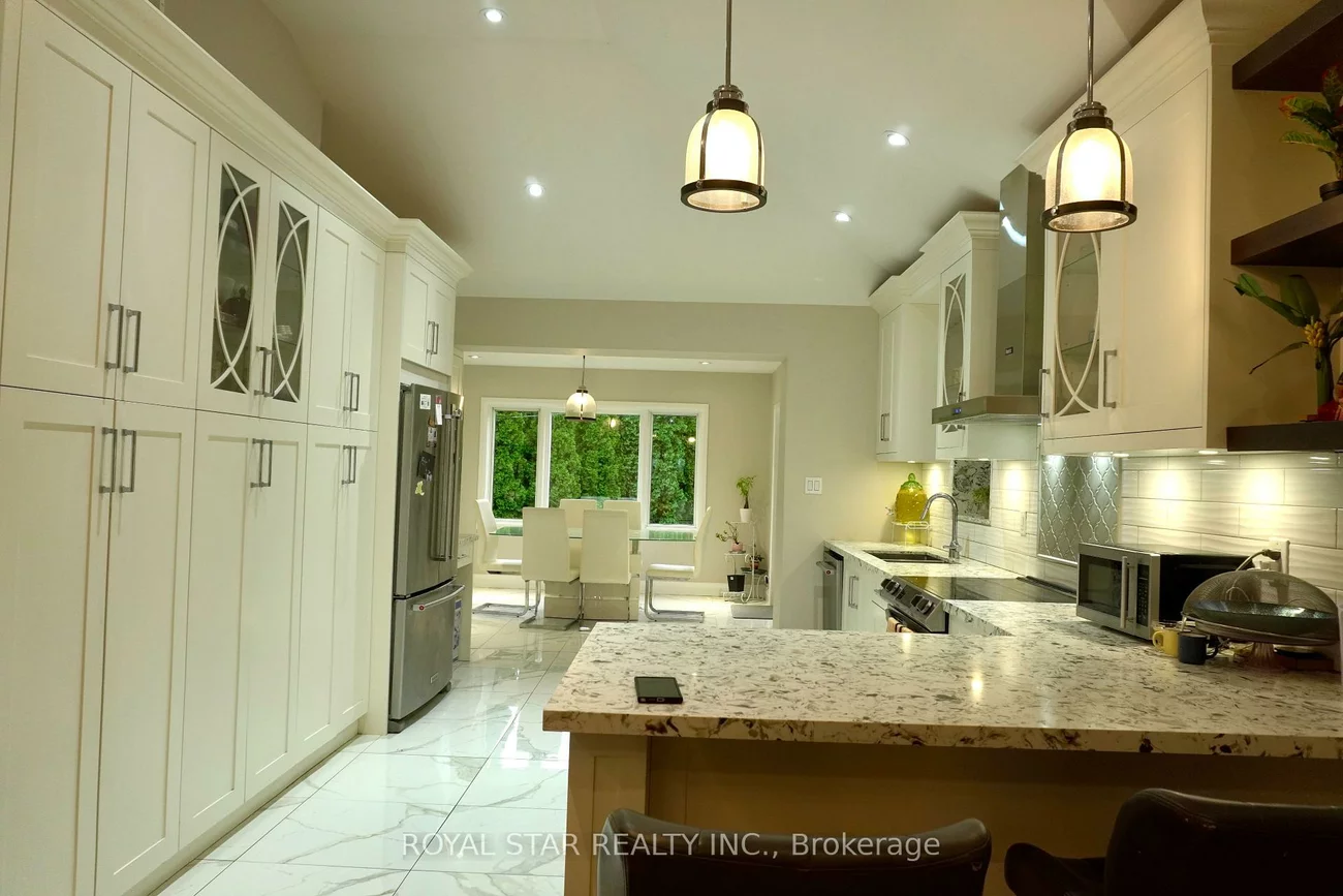 27, Matlock, Streetsville, Mississauga