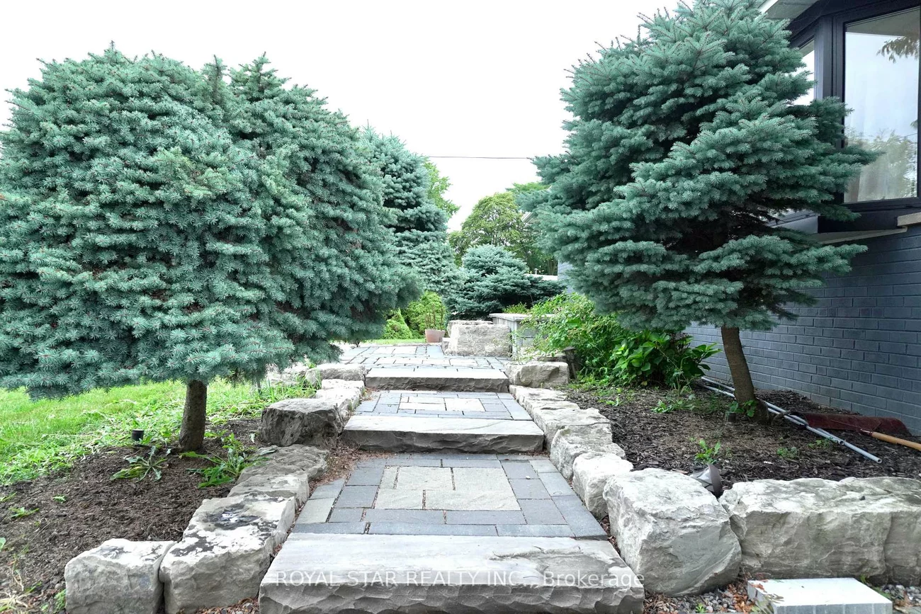 27, Matlock, Streetsville, Mississauga