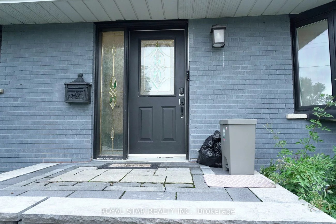27, Matlock, Streetsville, Mississauga