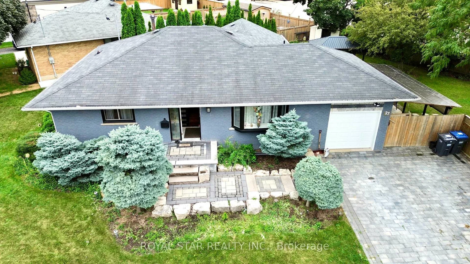 27, Matlock, Streetsville, Mississauga