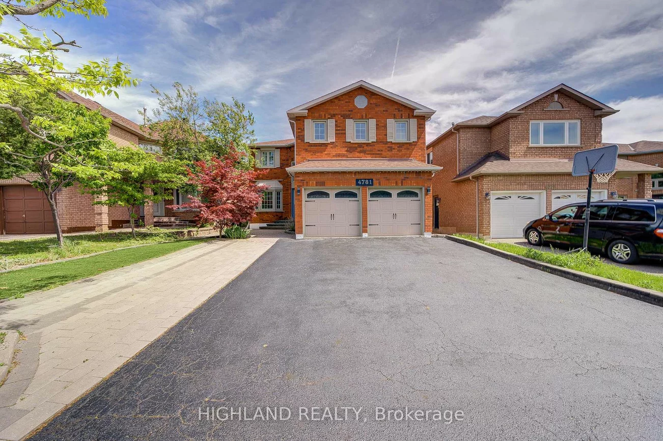 4781, Crystal Rose, East Credit, Mississauga