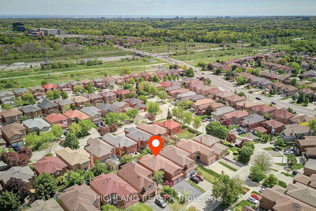 4781, Crystal Rose, East Credit, Mississauga