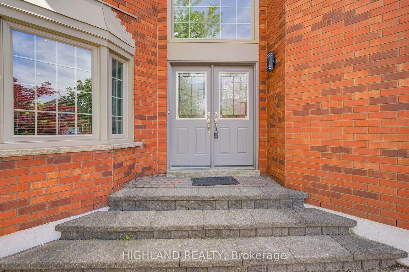 4781, Crystal Rose, East Credit, Mississauga