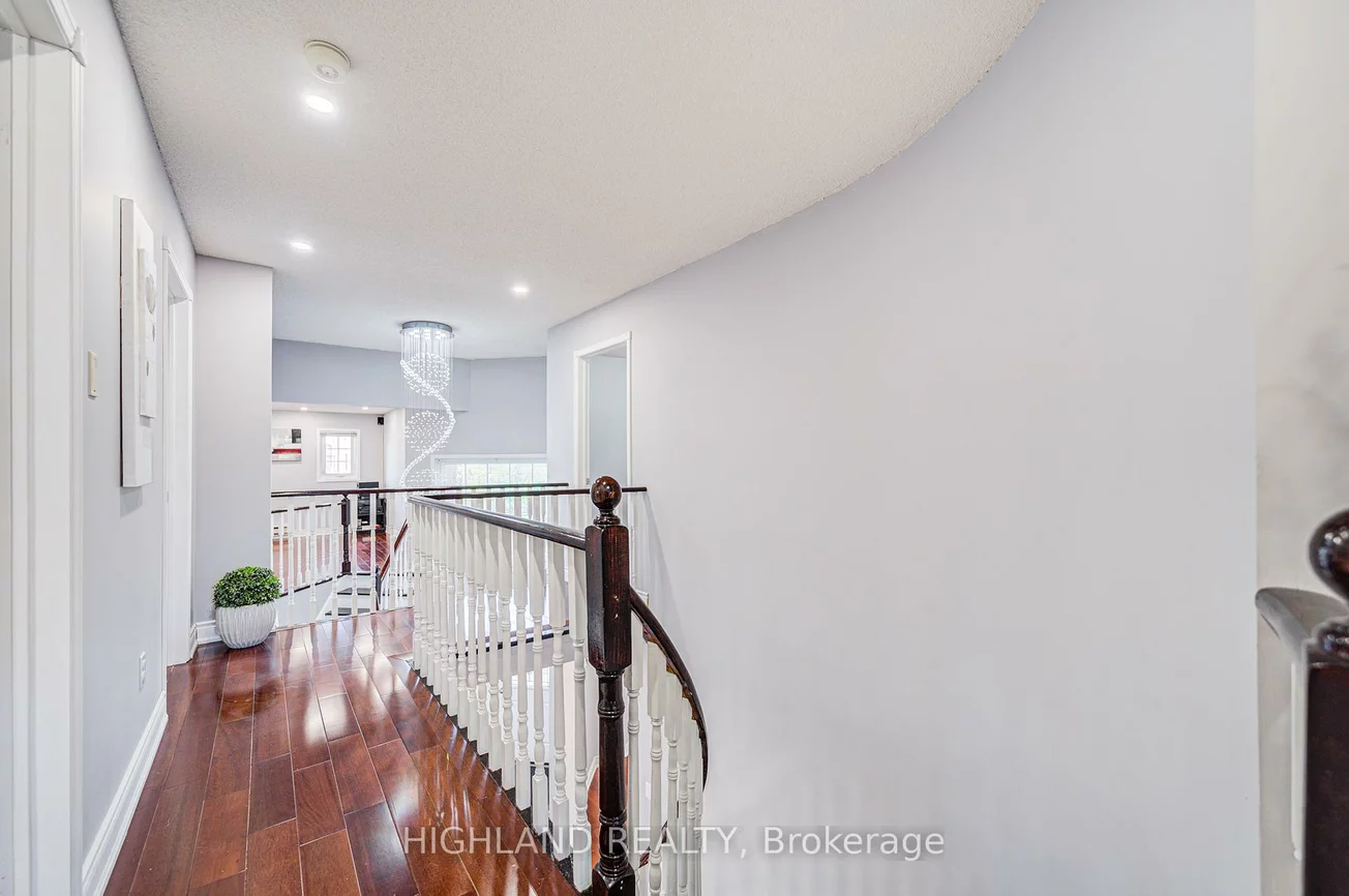 4781, Crystal Rose, East Credit, Mississauga