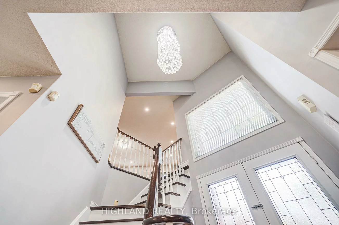 4781, Crystal Rose, East Credit, Mississauga