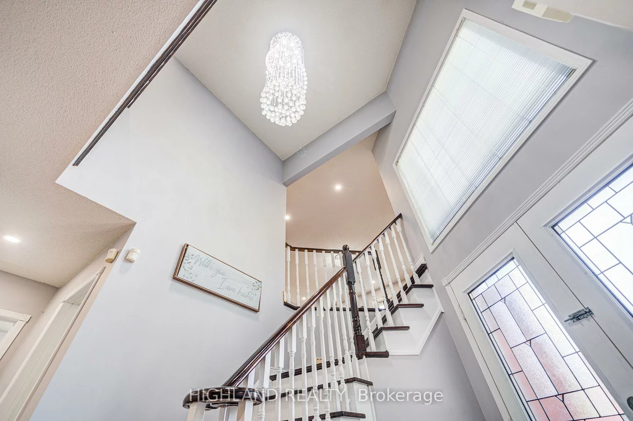 4781, Crystal Rose, East Credit, Mississauga