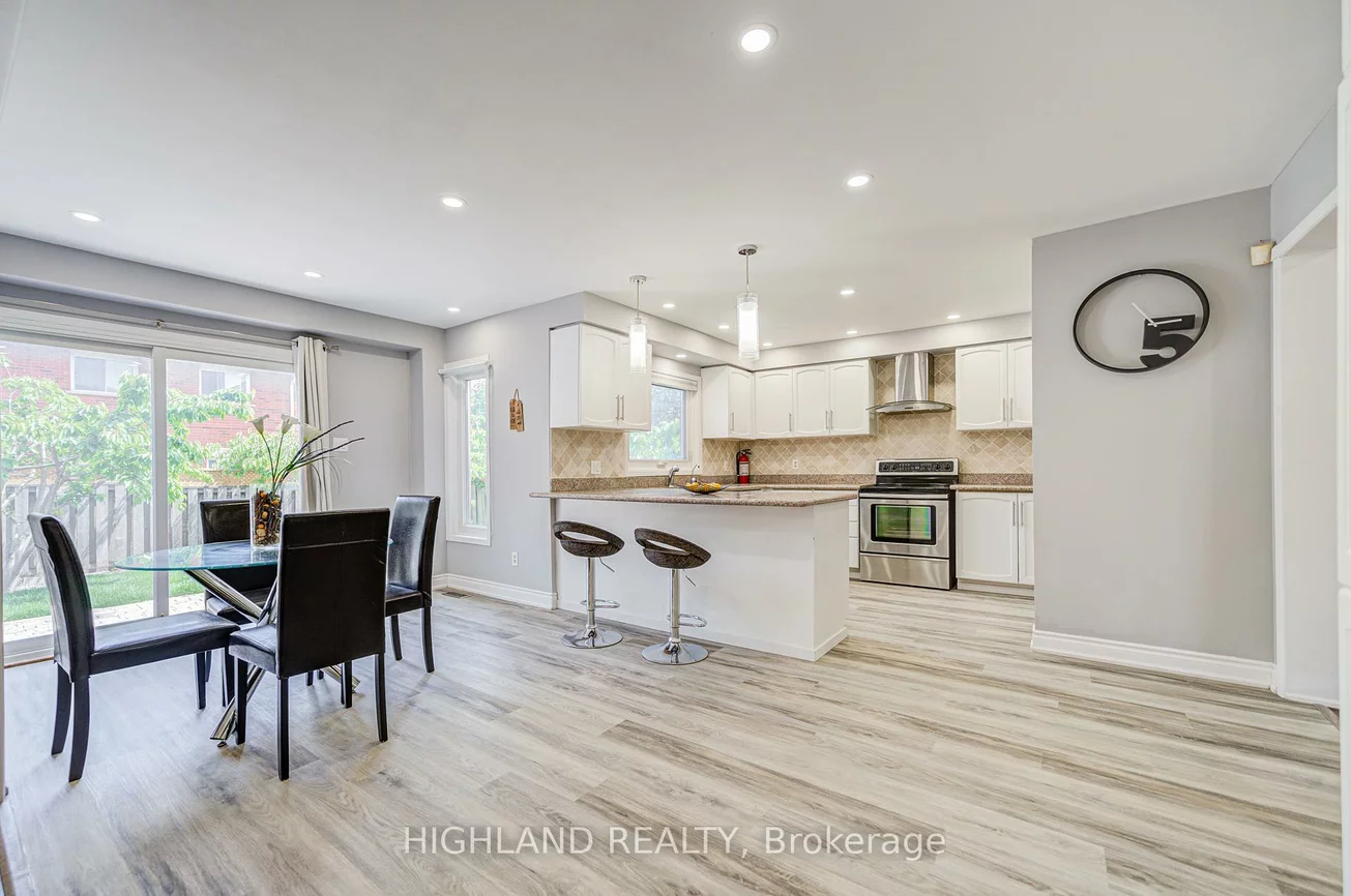 4781, Crystal Rose, East Credit, Mississauga