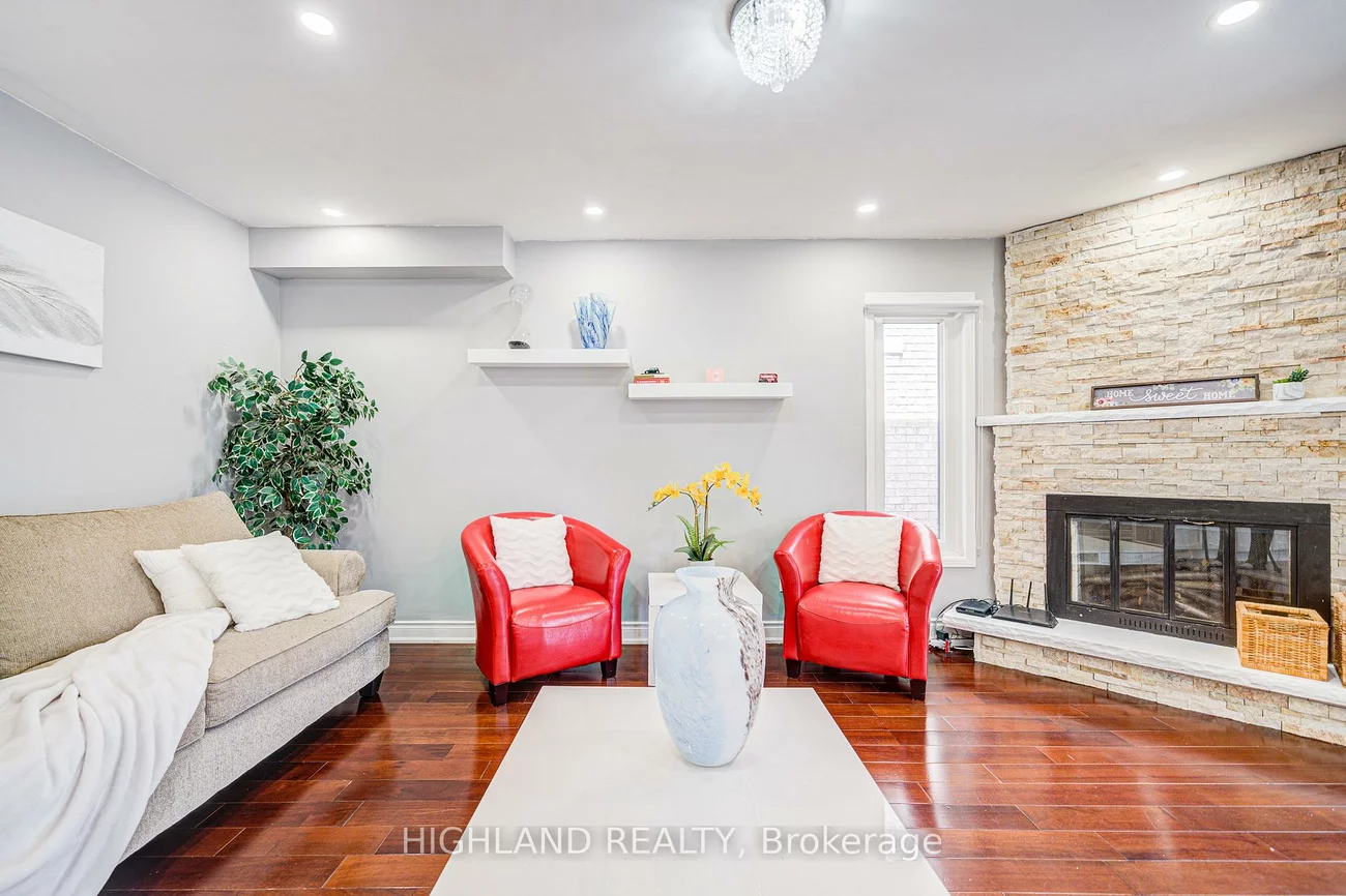 4781, Crystal Rose, East Credit, Mississauga