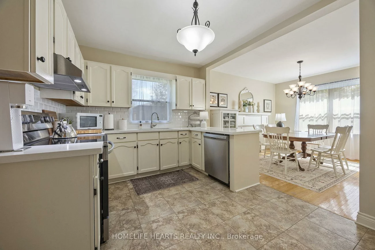 6995, Second, Meadowvale Village, Mississauga