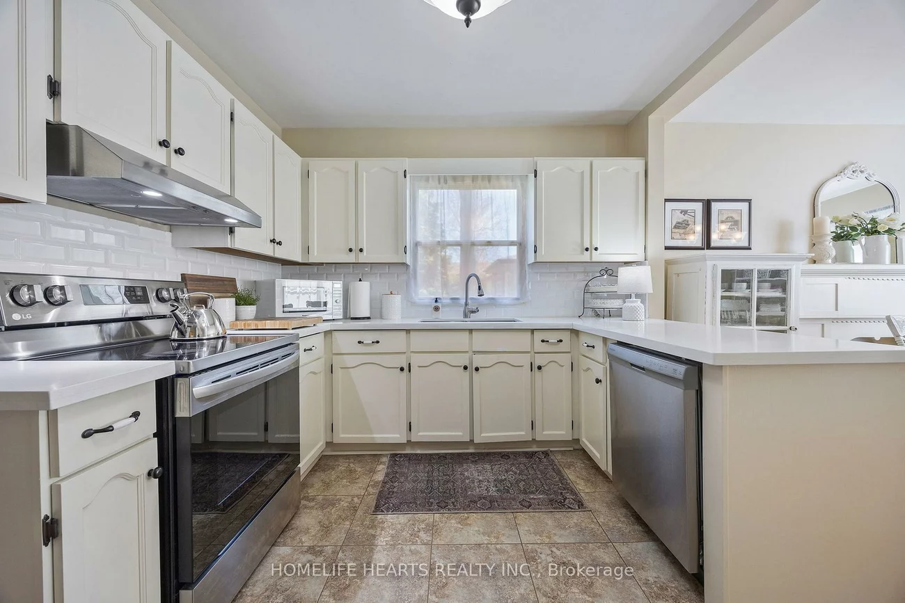 6995, Second, Meadowvale Village, Mississauga