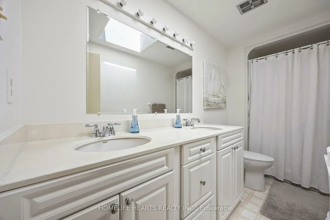 6995, Second, Meadowvale Village, Mississauga