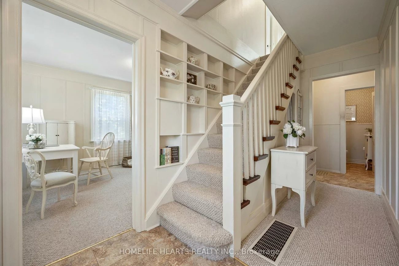 6995, Second, Meadowvale Village, Mississauga