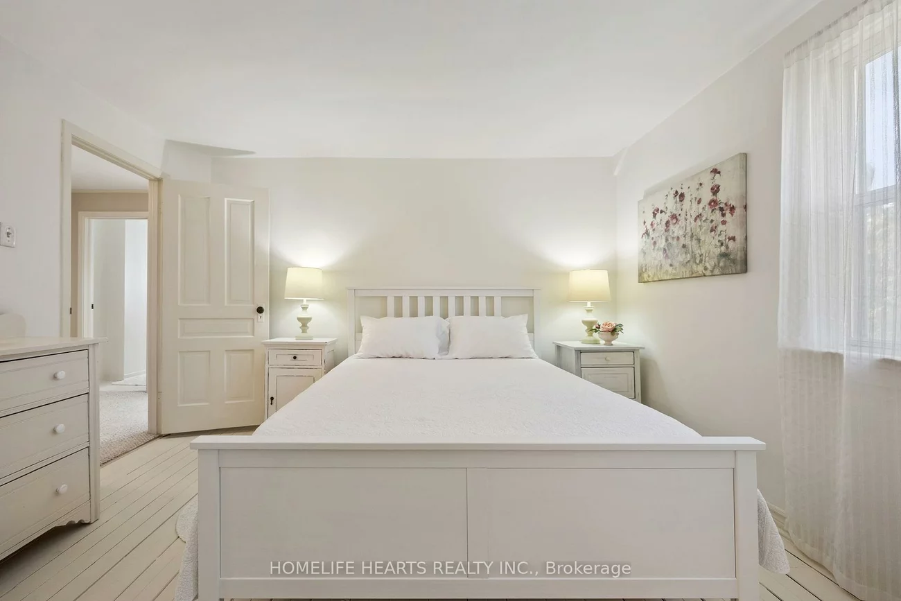 6995, Second, Meadowvale Village, Mississauga