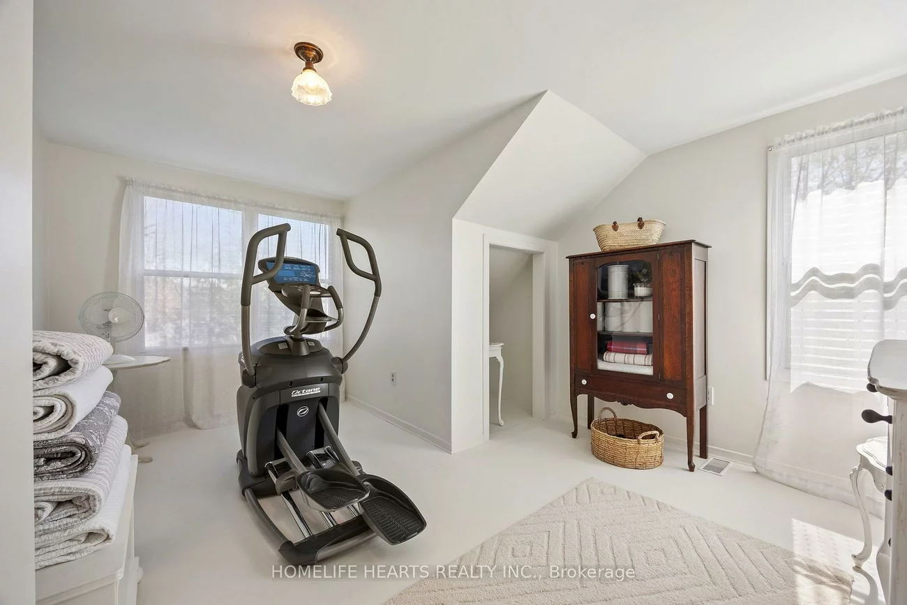 6995, Second, Meadowvale Village, Mississauga