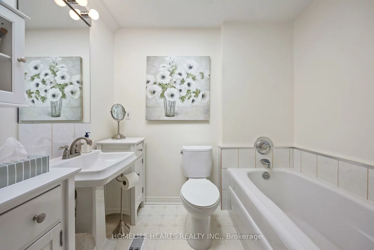 6995, Second, Meadowvale Village, Mississauga