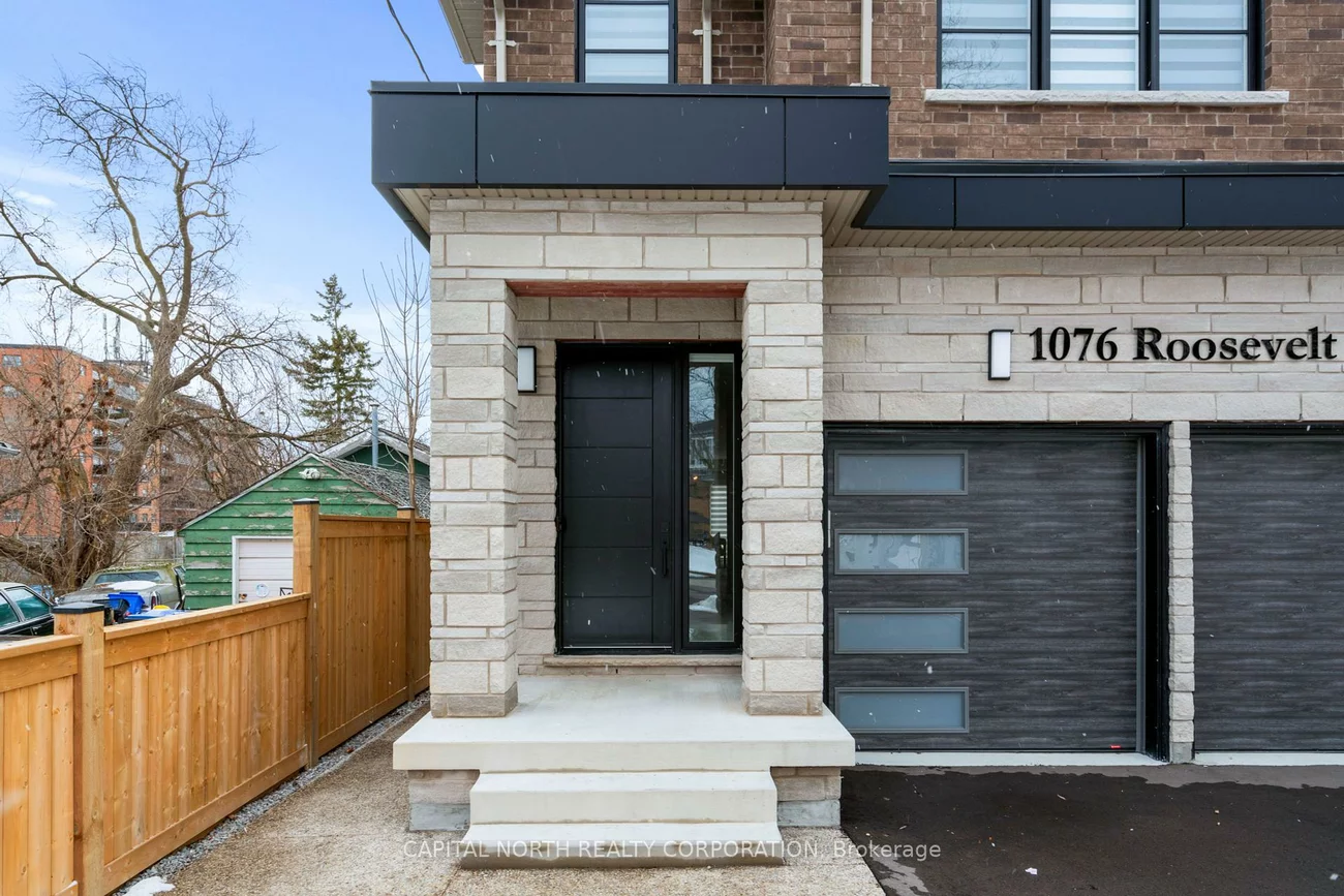 1076, Roosevelt, Lakeview, Mississauga