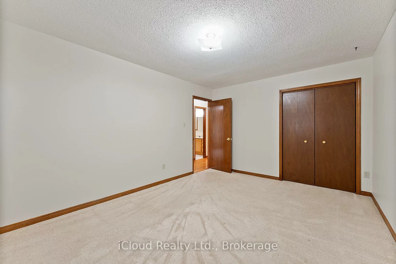 75, Bremen, Streetsville, Mississauga