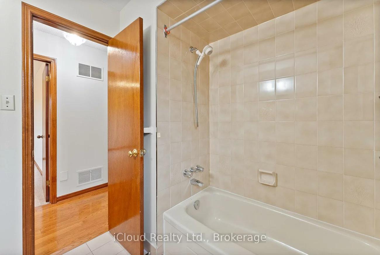 75, Bremen, Streetsville, Mississauga