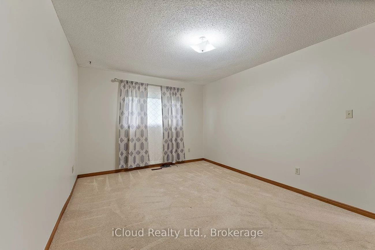 75, Bremen, Streetsville, Mississauga