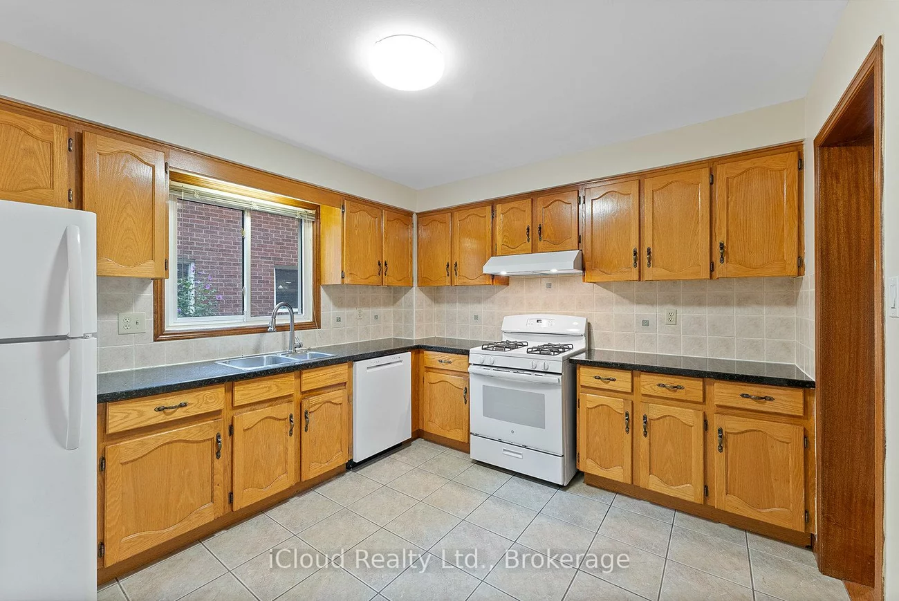 75, Bremen, Streetsville, Mississauga
