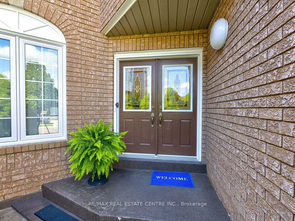 1078, windsor hill, East Credit, Mississauga