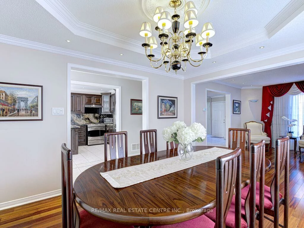 1078, windsor hill, East Credit, Mississauga