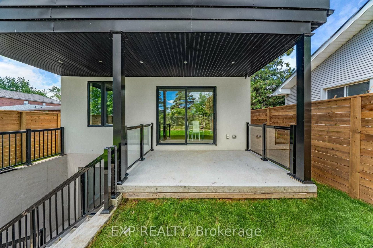 768, Montbeck, Lakeview, Mississauga