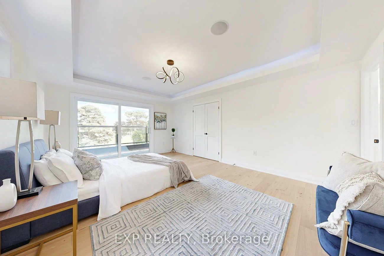 768, Montbeck, Lakeview, Mississauga