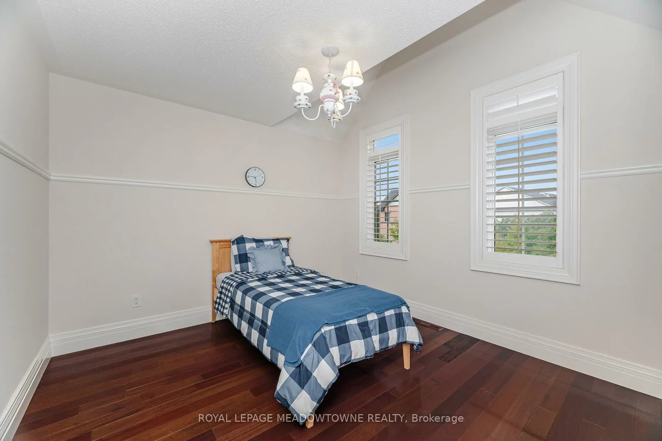 915, Gaslight, Meadowvale Village, Mississauga