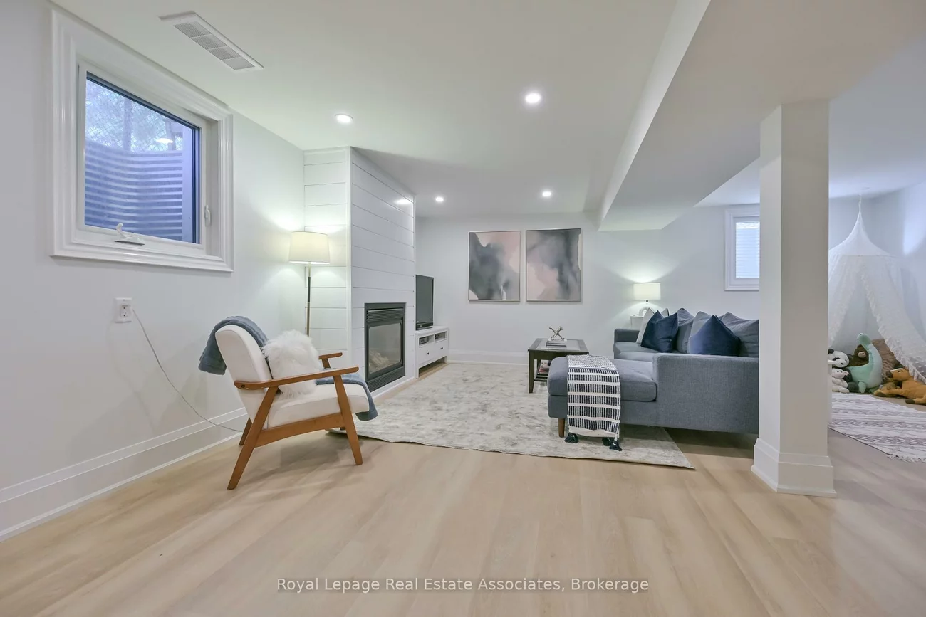 3116, Harris, Meadowvale, Mississauga