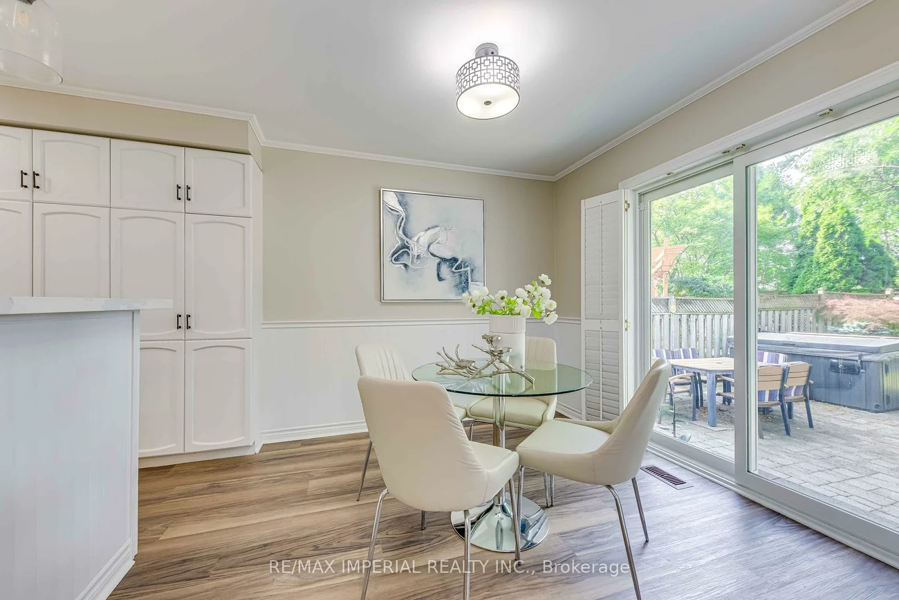 5560, Middlebury, Central Erin Mills, Mississauga